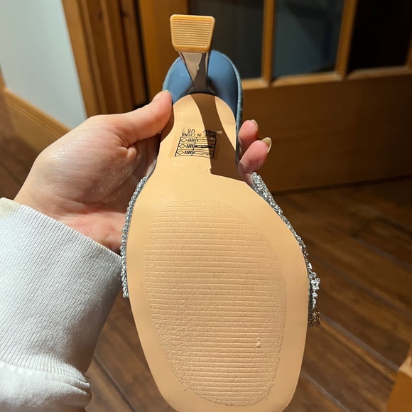 NEW SPARKLY DENIM HEELS! Size 7! - Picture 5 of 5